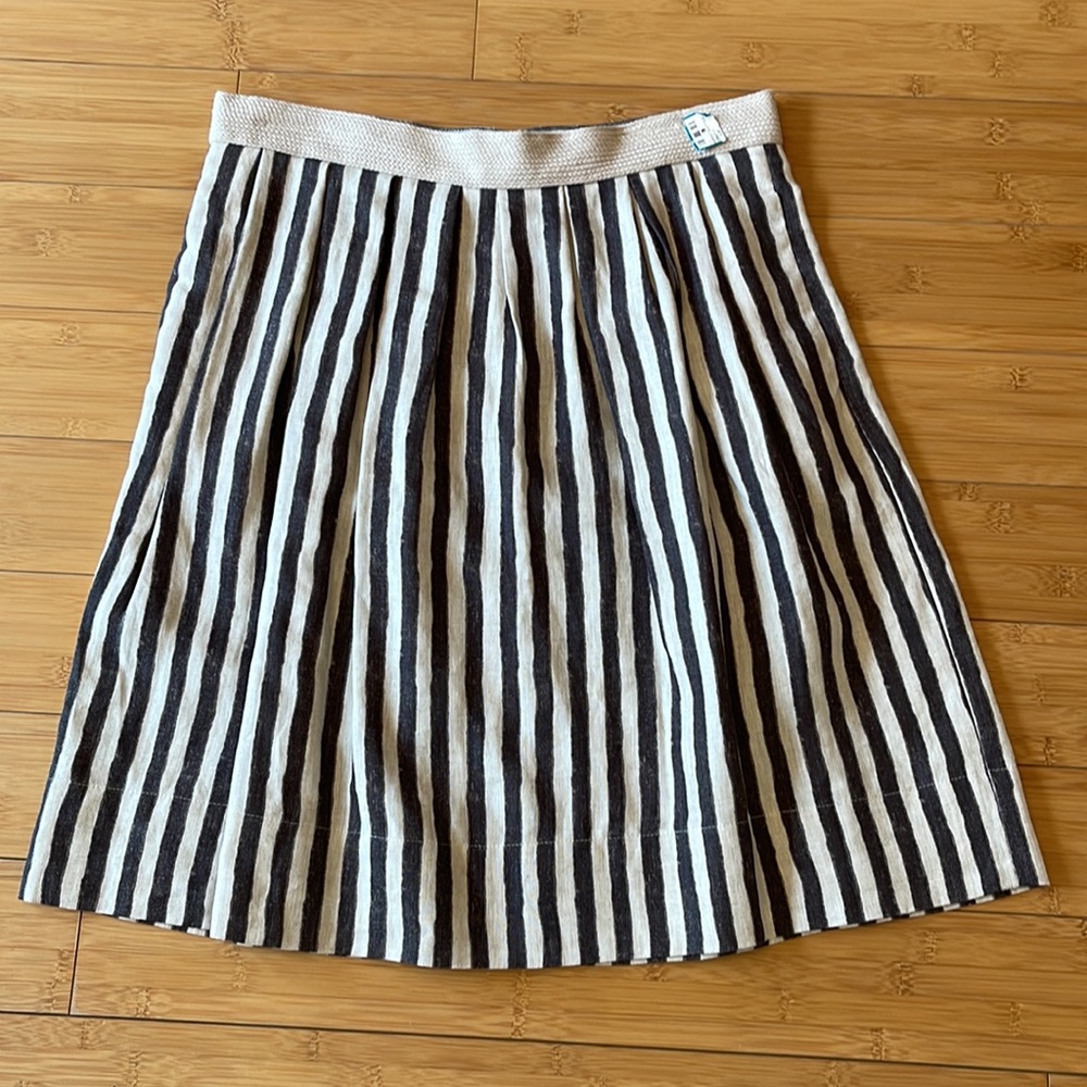 Ann Taylor Loft 100% Linen Skirt Pleated Front Knee Length Pockets Women's Sz 8